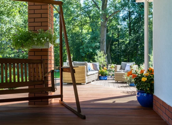 garden-swing-and-a-cozy-terrace-2026-03-10-02-02-01-utc